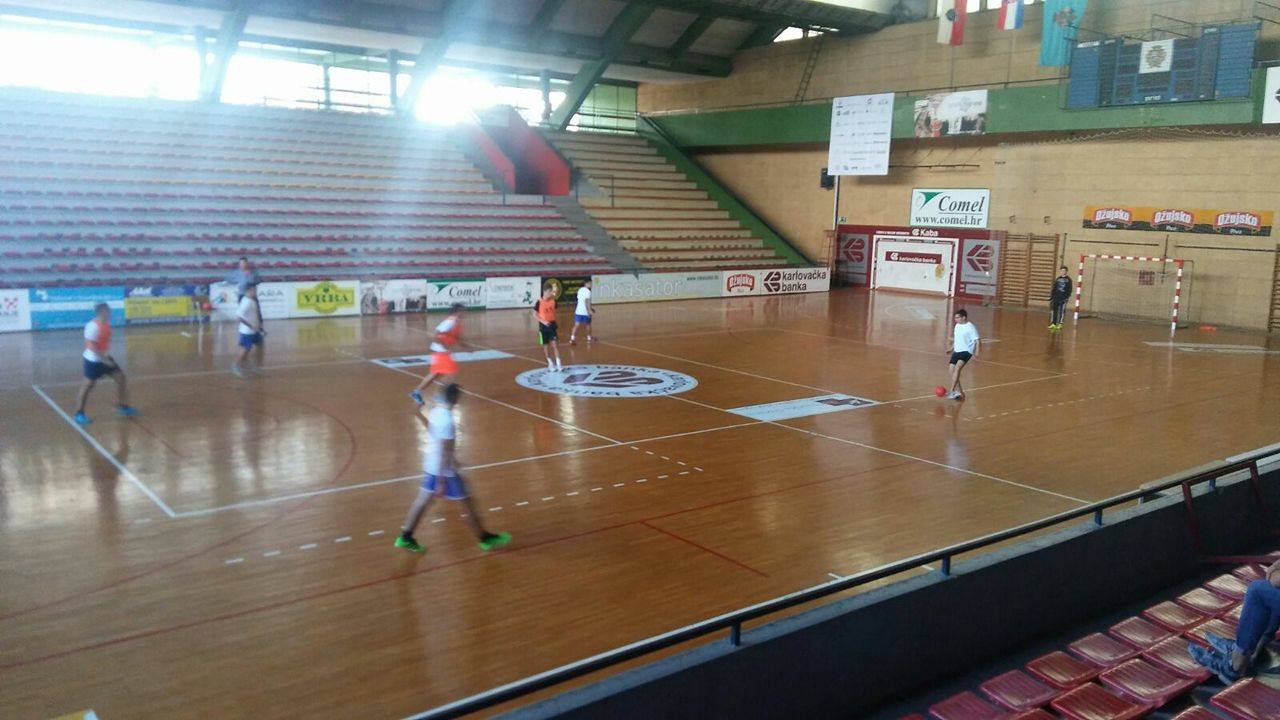 22119895 1193928030752307 1885373226 o